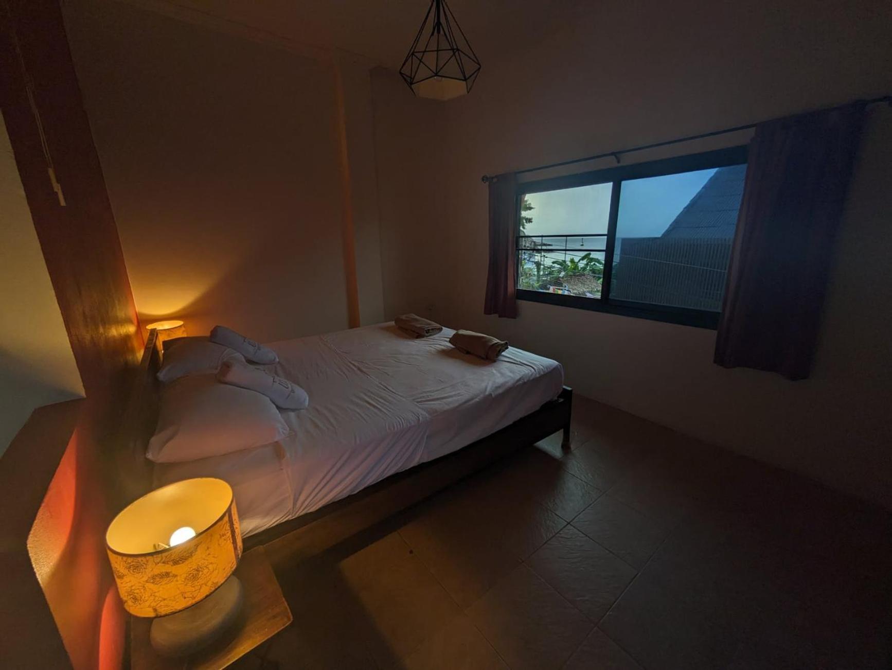 Goodtime Utopia Guesthouse Koh Tao Exterior photo